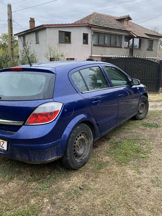 Opel astra H 1.6