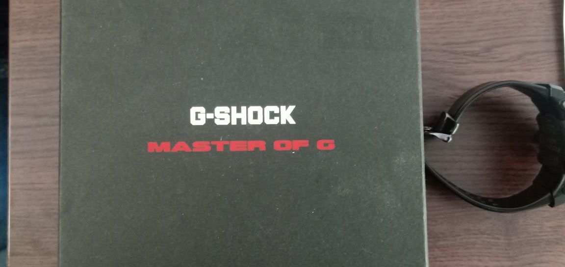 Мъжки часовник CASIO G-SHOCK GWR-B1000-1A1JF GRAVITYMASTER + подаръци