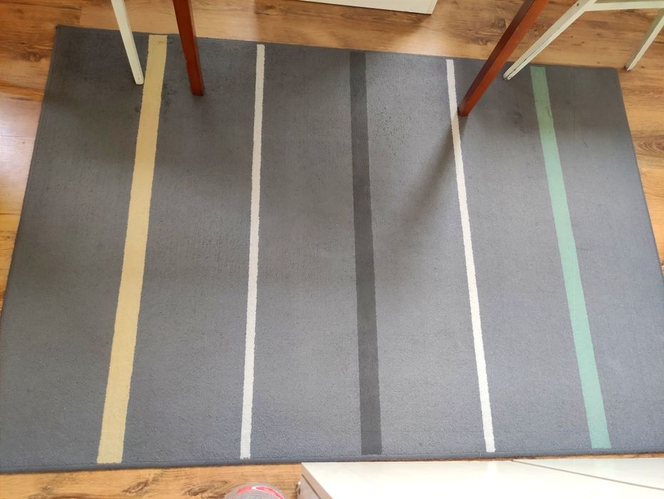 Голям килим Икеа/ Ikea 182/122 см.
