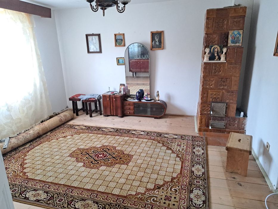 Doua case + 2100mp teren,Slatioarele, Babana, Argeș