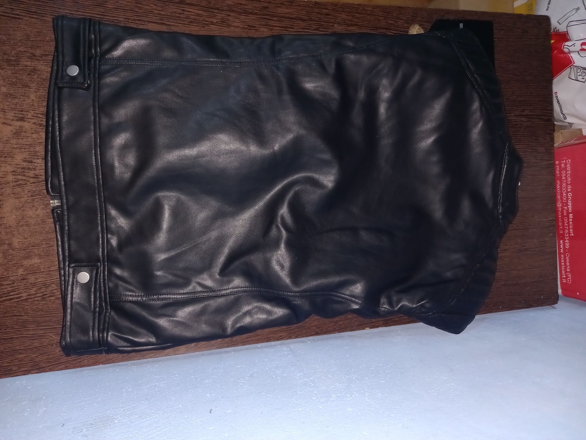 Geaca de piele neagra Zara S pentru barbati