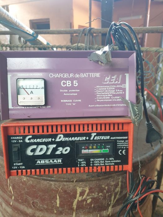 Redresoare incarcare baterii auto 12 v