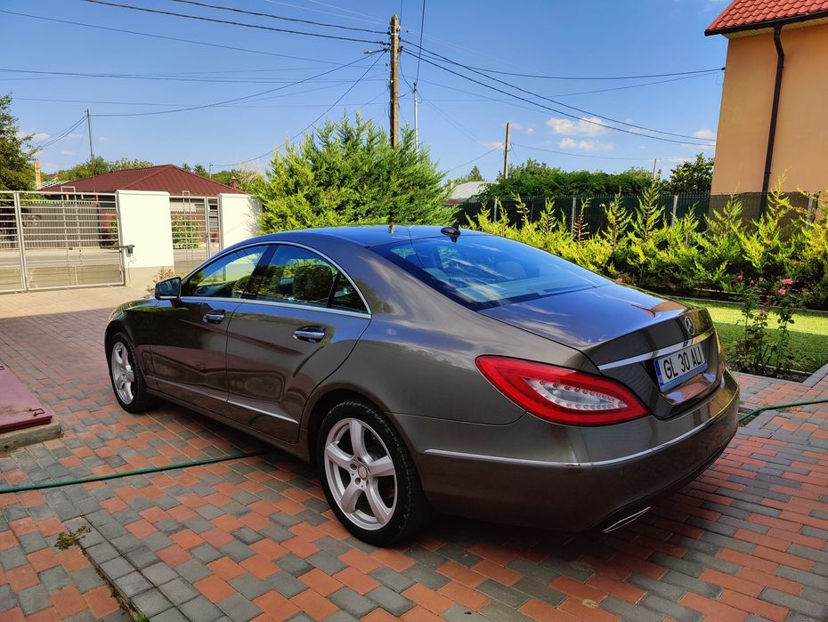 Vând Mercedes CLS 350 4 matic