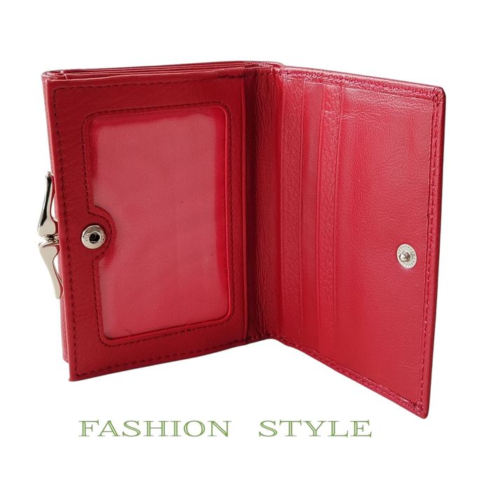 Дамски портфейл от естествена кожа