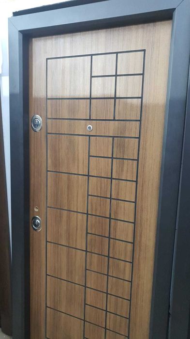 Usa metalica de apartament ARTA DOOR de la 1300 redusa la 1050 lei