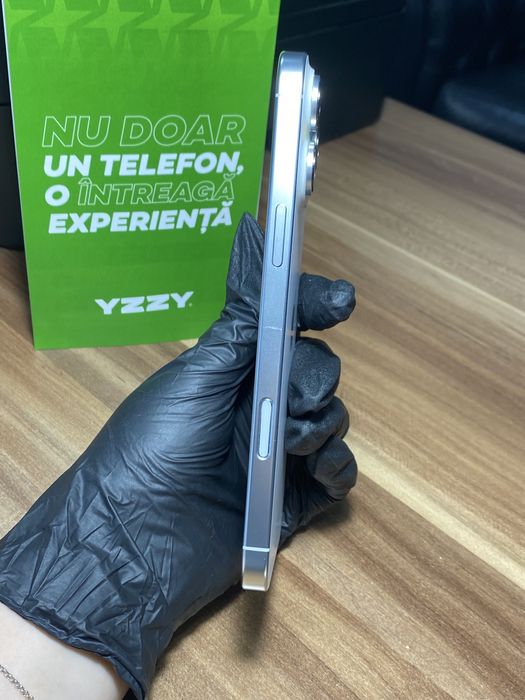 iPhone 16 Pro Max / 256 GB /  Sănătate baterie 100% / Foarte bun
