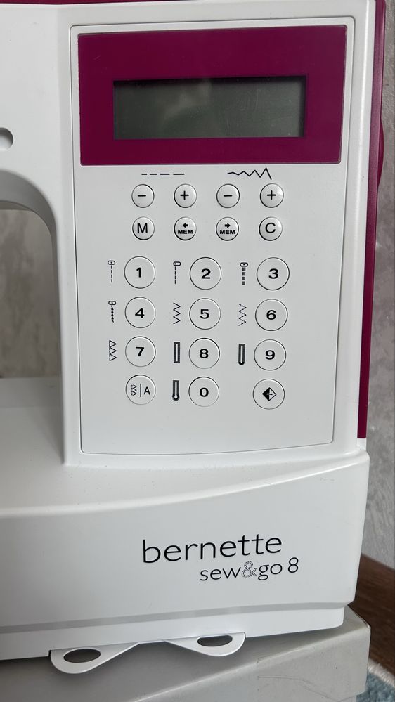 bernette sew&go 8
