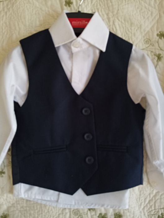 Костюм на ребенка рост 86см.4-ка.