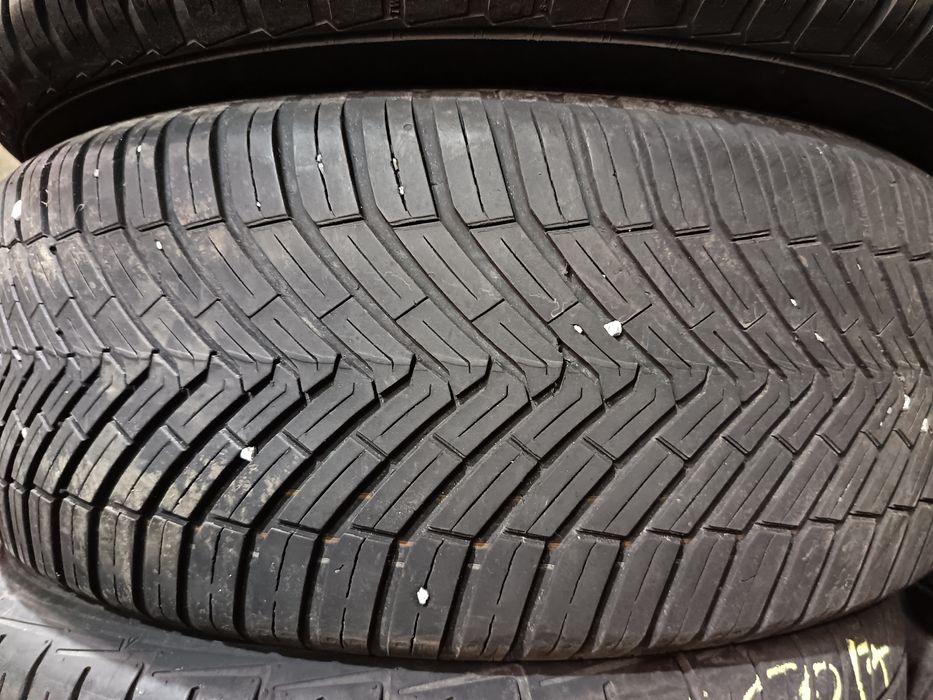 Anvelope 4sezoane ms 225 55 18 continental 2021 5mm