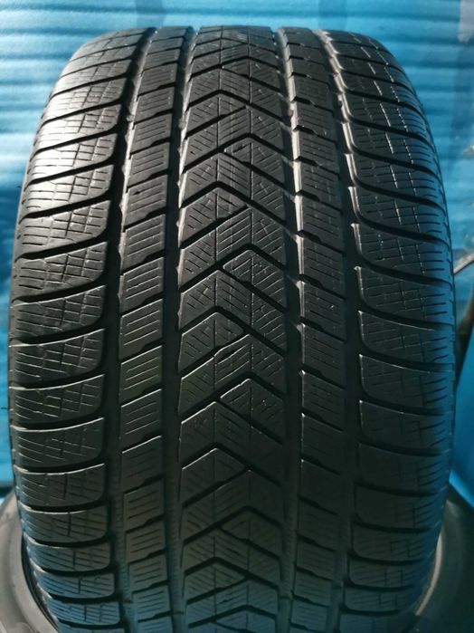 275 40 21  - 305 35 21 pirelli m+s 4 buc