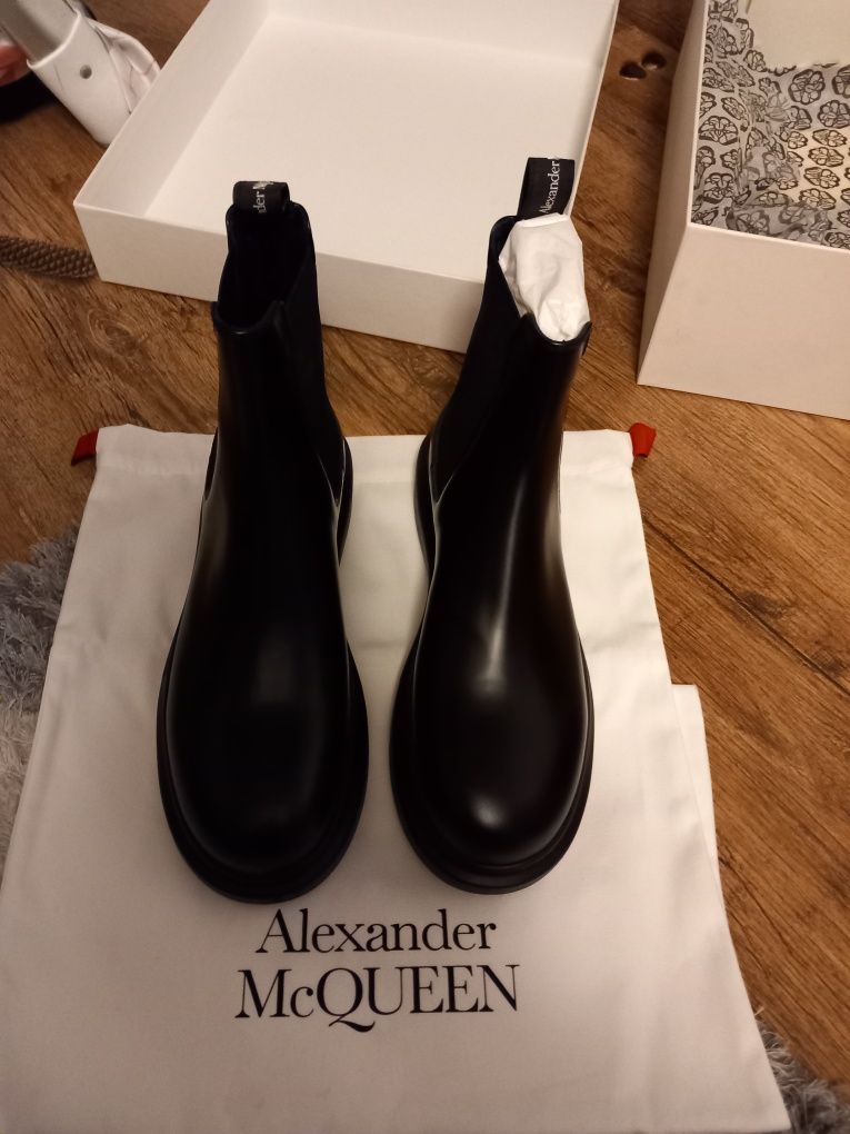 Ghete Alexander McQueen Hybrid negre