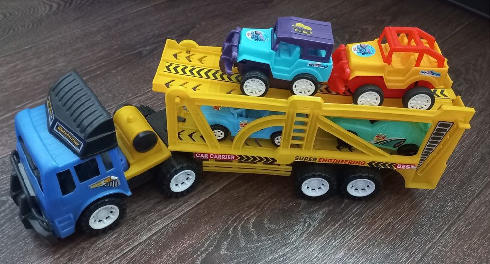 Продам игрушки для малышей