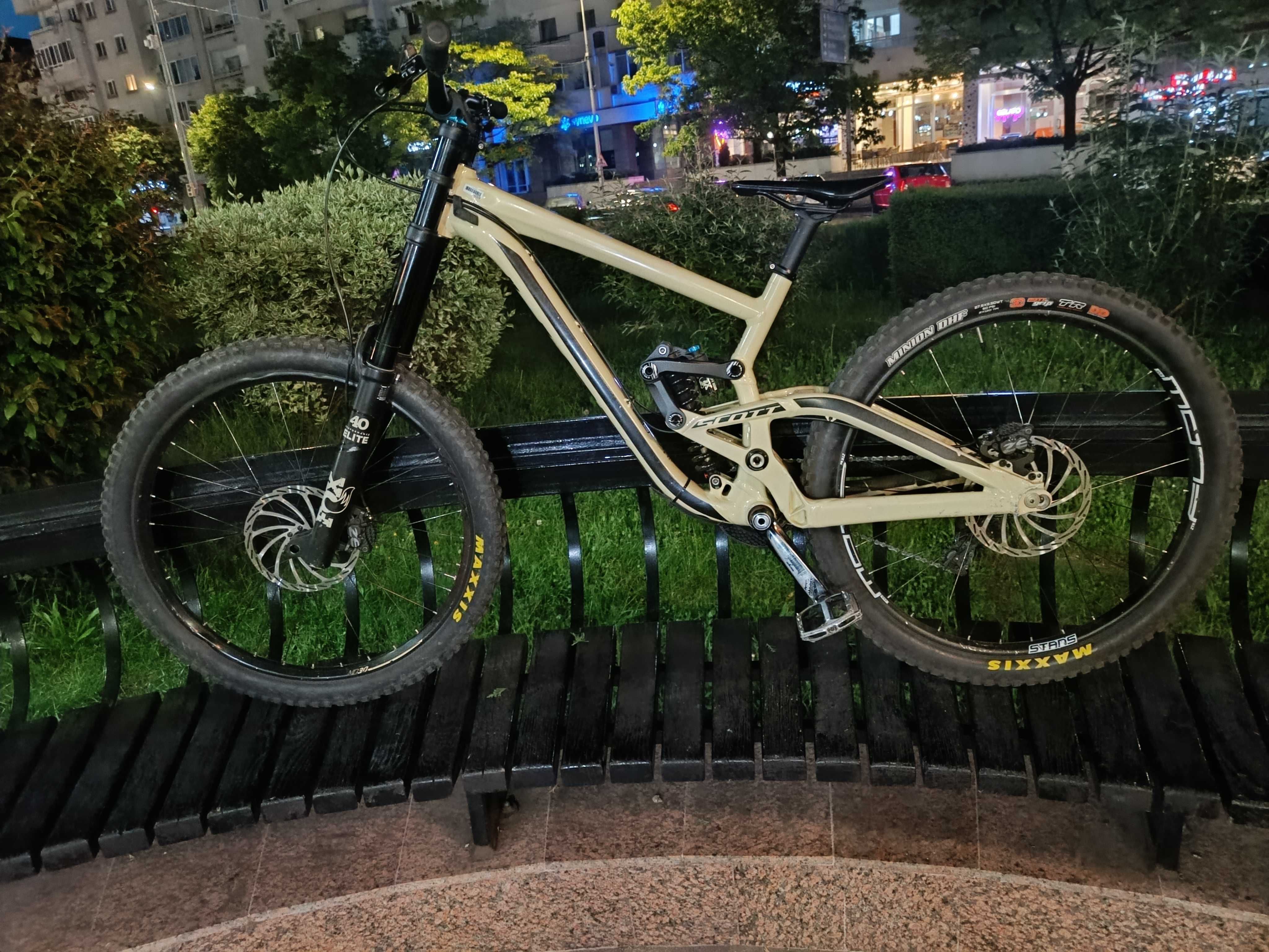 Scott gambler 720 2019 Donwhill Freeride