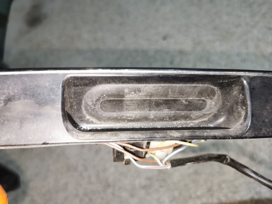 Лайсна за заден капак за BMW e39 комби