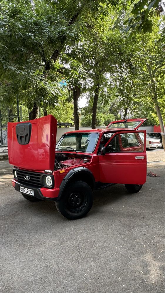 Lada   Niva   2121