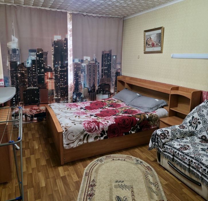 Сдам 2х комнатную  квартиру посуточно..