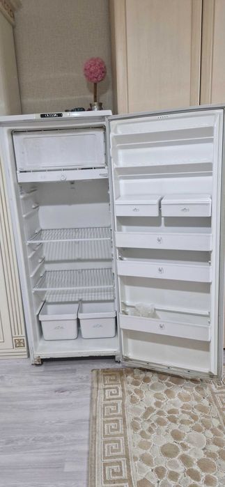 Срочно продам холодильник б/у