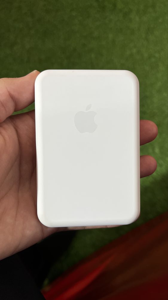 MagSafe айфон 3500тг