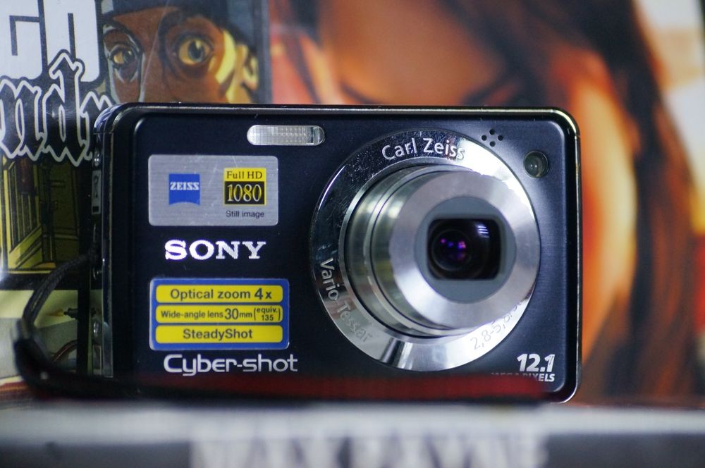 Цифровой фотоаппарат мыльница Sony CyberShot