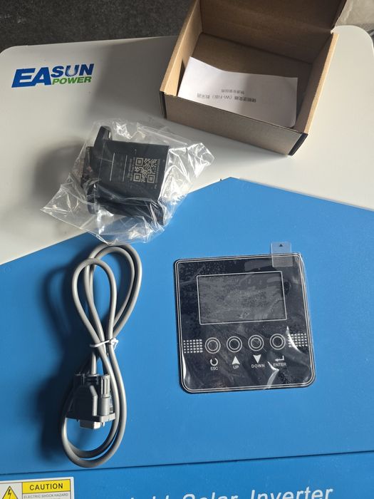 Invertor hibrid Easun, 4,2 KW, 24 V, adaptor wifi, interfata BMS
