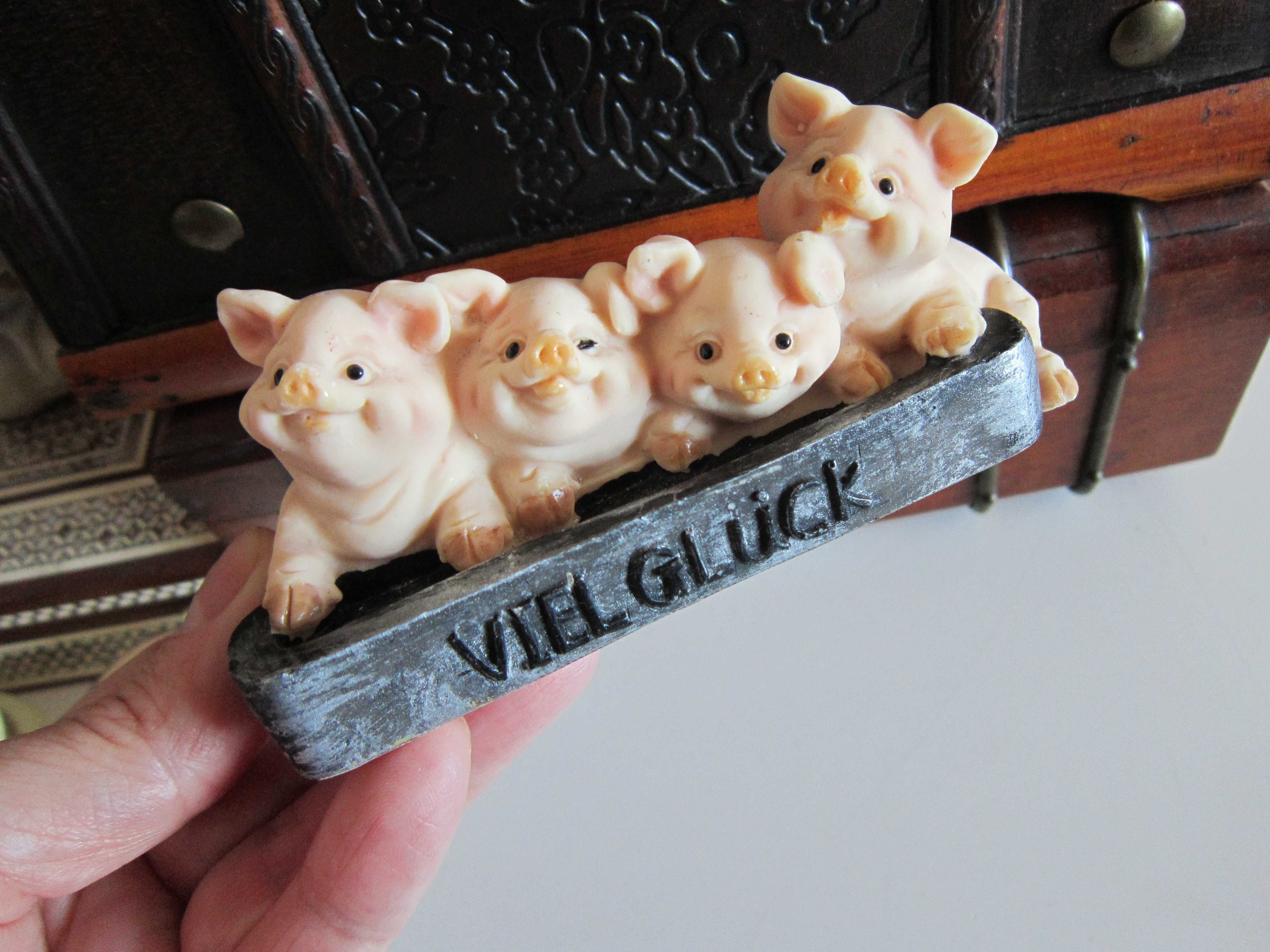 cadou rar decoratiune funny purcelusi pt Noroc "Viel Gluck"Germania'90