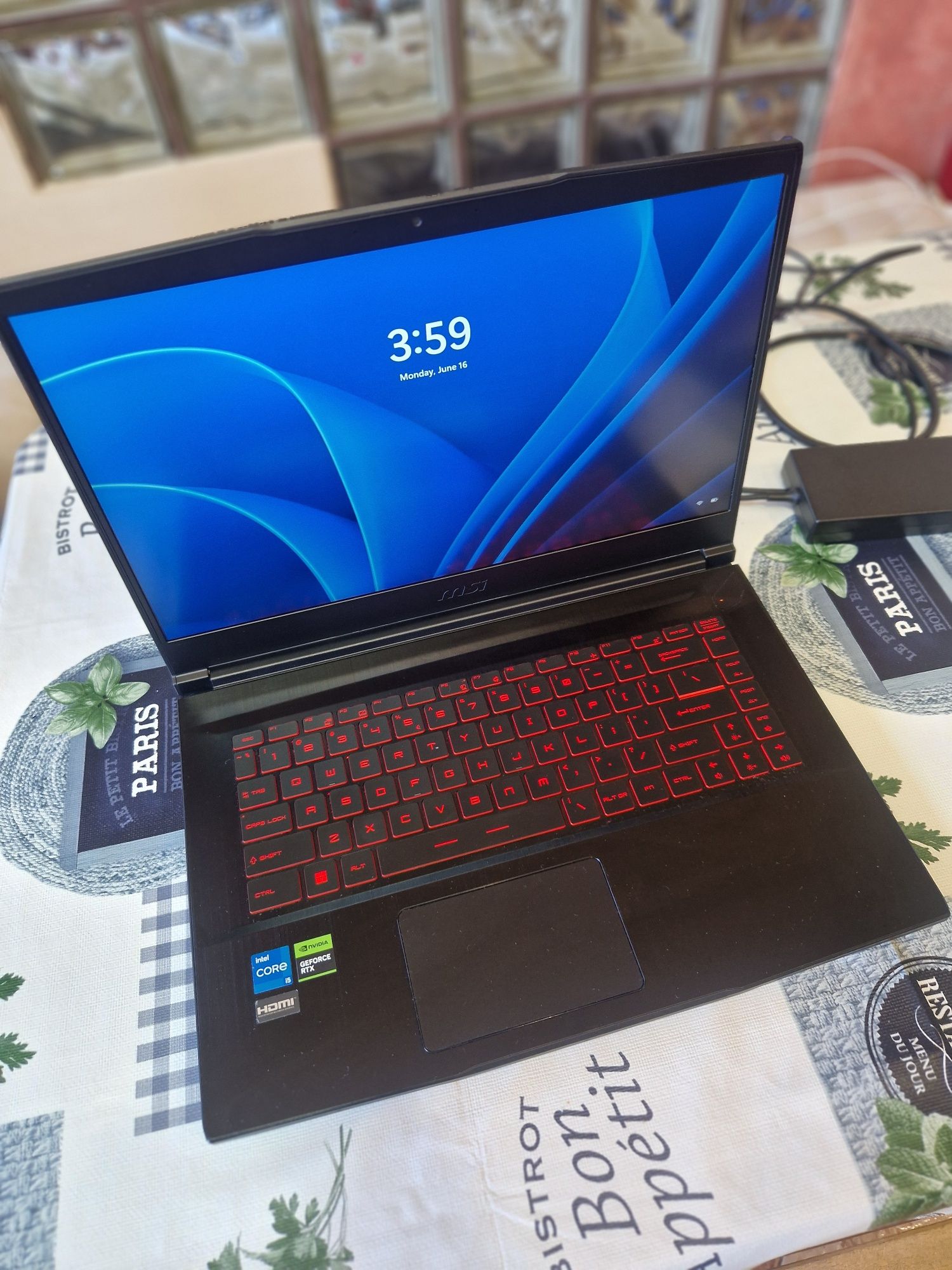 Laptop Gaming MSI Creator Thin GF63 12UCX