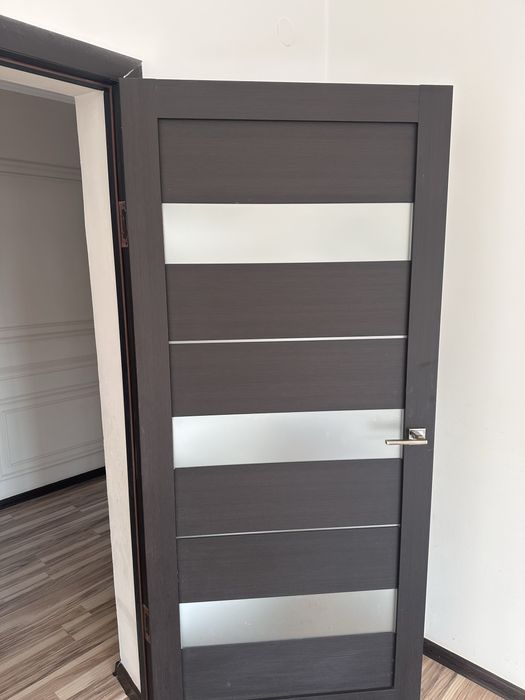 Продам б/у Двери в хорошем состоянии