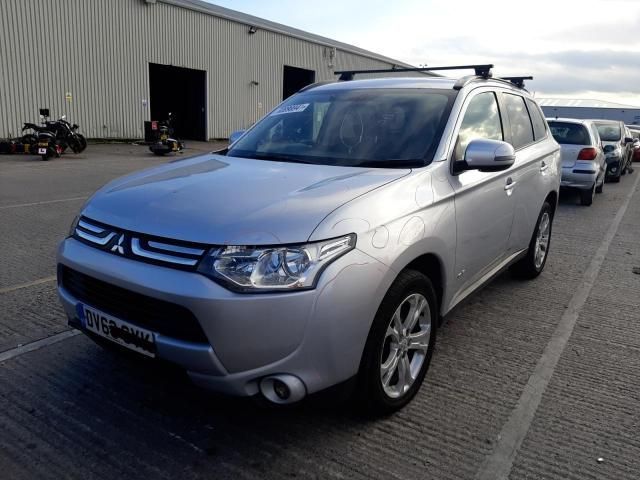 Dezmembrez Mitsubishi Outlander 3 [2012 - 2014] Crossover 5-usi