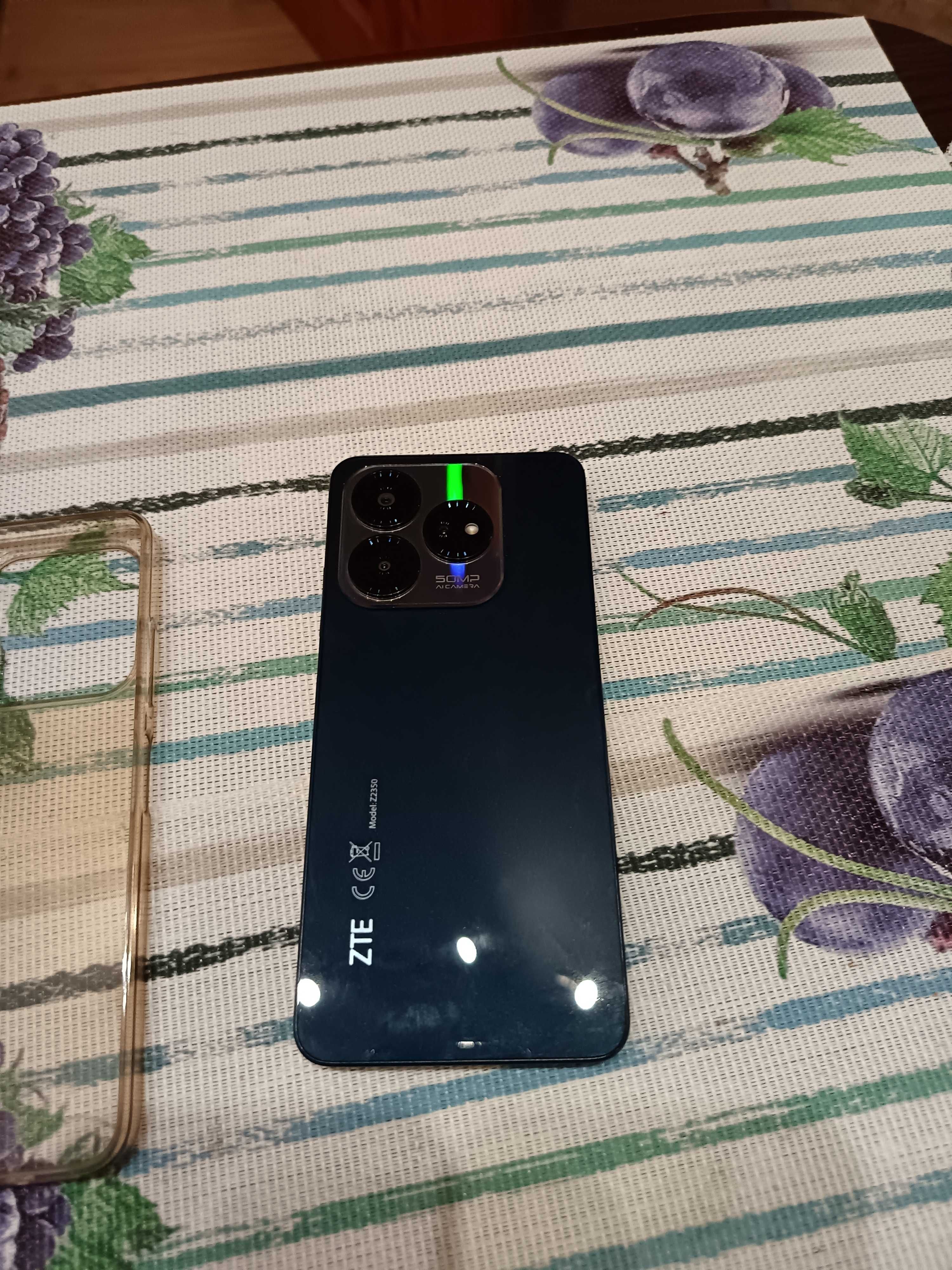 Телефон ZTE Blade V60 Vita