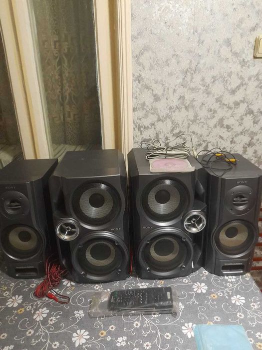 Музыкальный центр