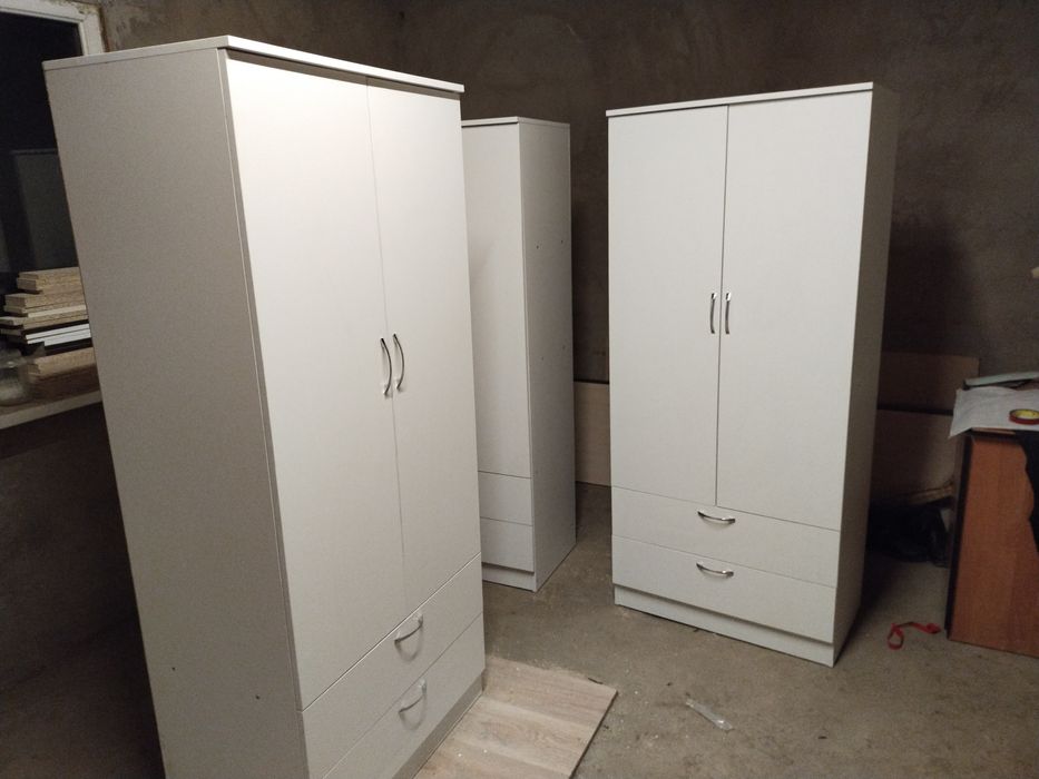 Шкаф 2дверный шифонер