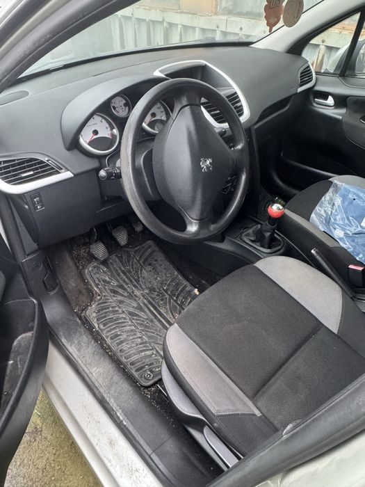Peugeot 207 на части 1.6