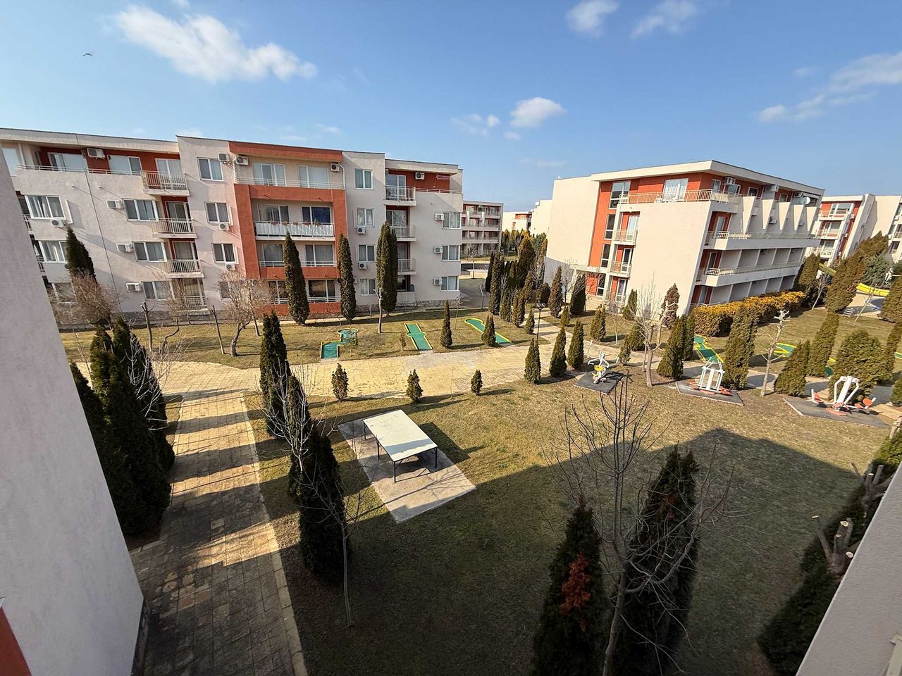 Продава се Двустаен апартамент в к.к. Слънчев бряг - 57 кв.м за 1141 €/кв.м - Снимка #9