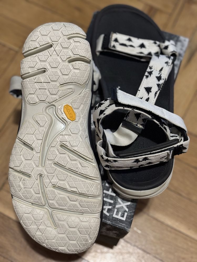 Нови Сандали North Face unisex, 42