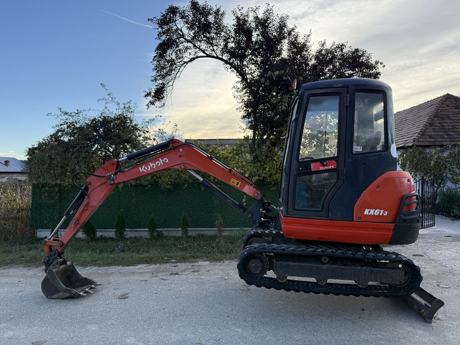 Excavator Kobota 2,7 tone