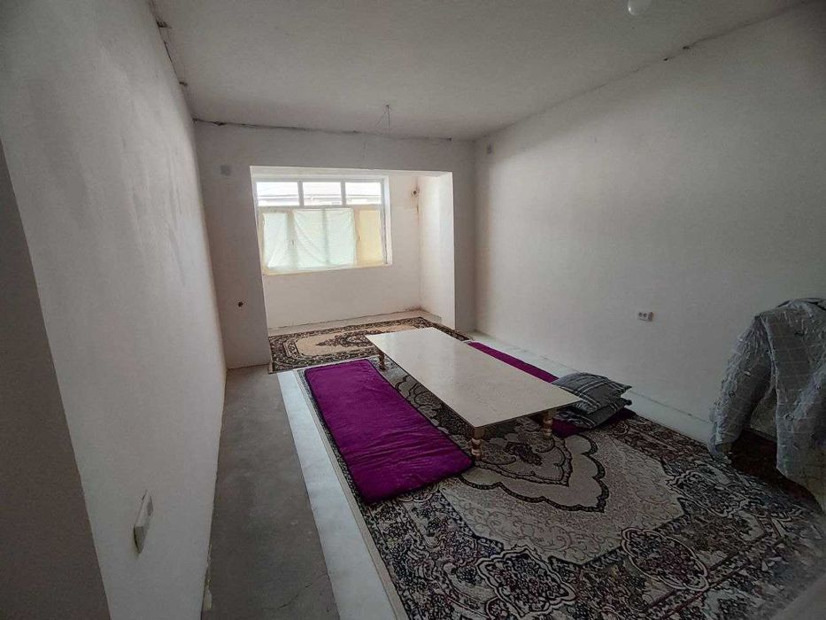 kvartira Zudlik bilan sotiladi