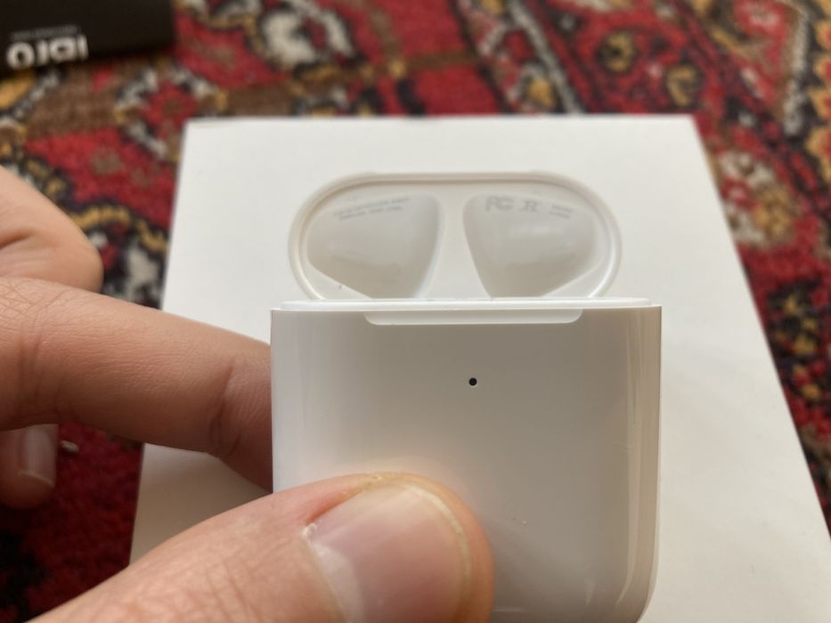 Аpple AirPods 2.2 case/футляр сотилади