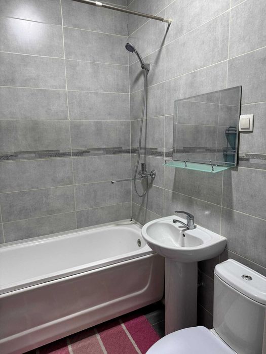 Продаётся квартира 1 комнатная Голден Хаус на Кадышева