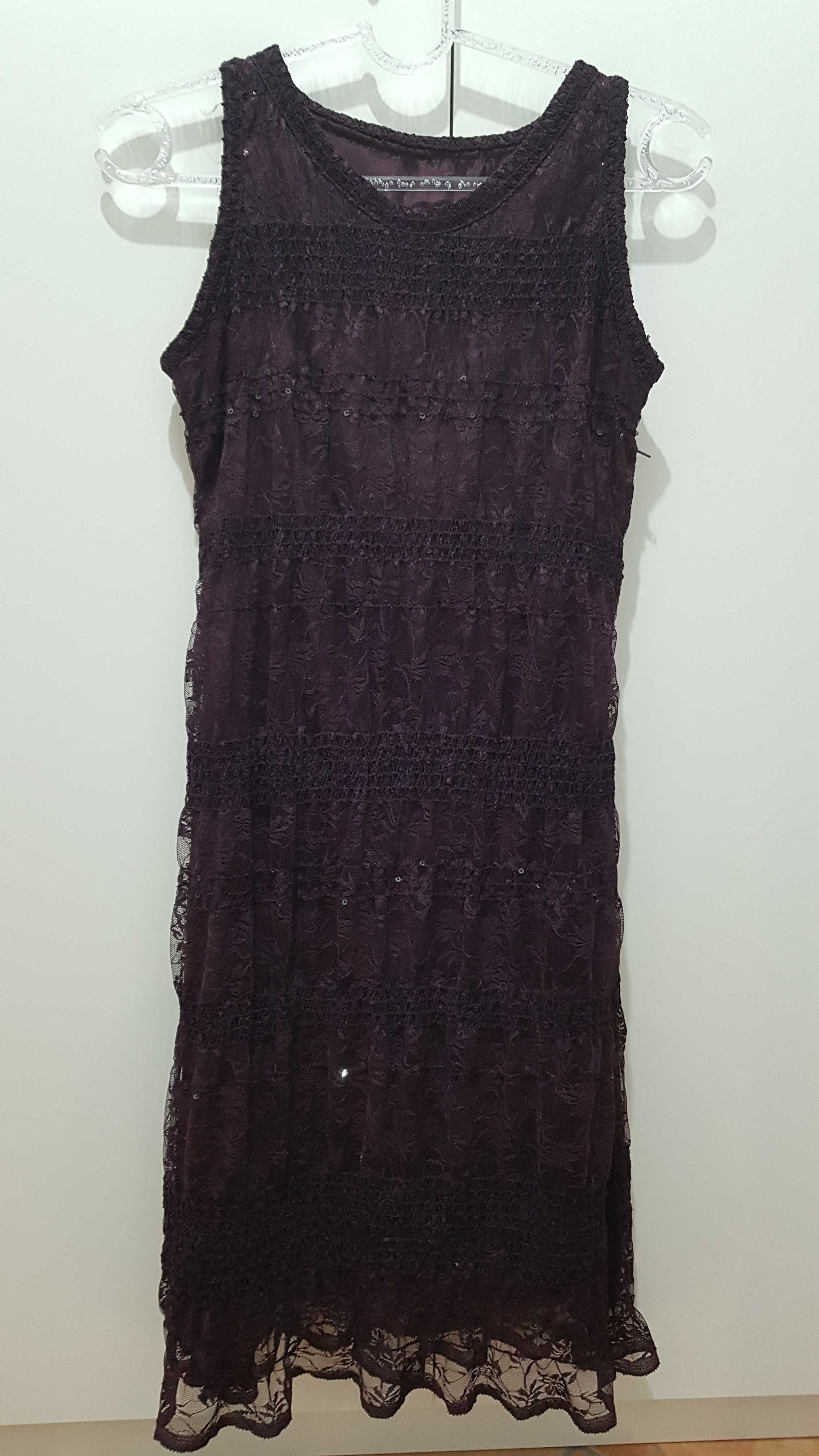 Vand rochie de dantela frantuzeasca marimea 36