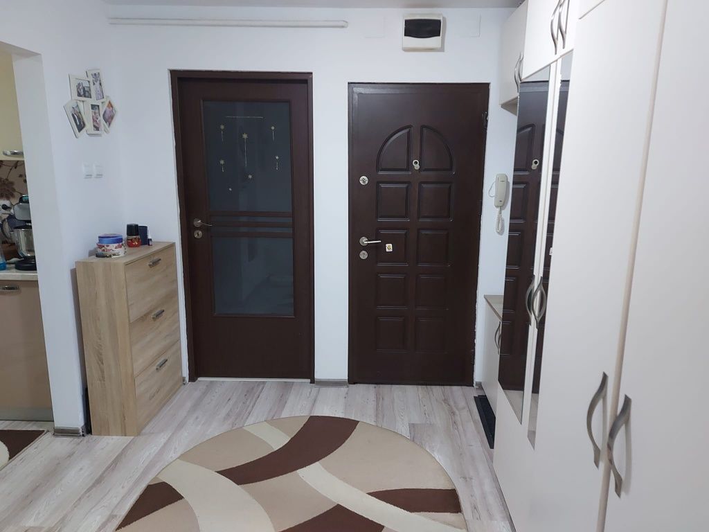 Apartament 3 camere