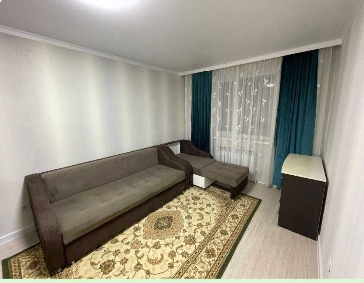 Продам диван  с креслом все раскладывается 45тысяч тенге