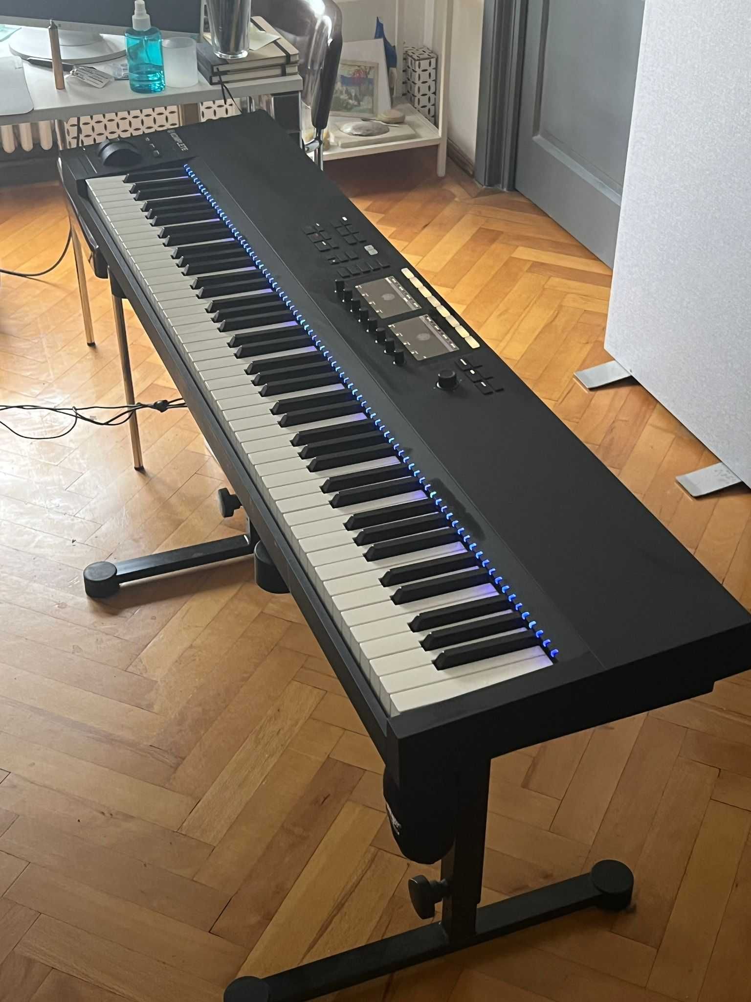 Midi Controller - Native Instruments Komplete Kontrol S88 Mk2