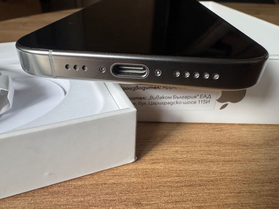 iPhone 16 pro с гаранция