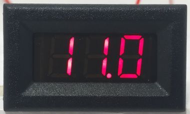 Voltmetru, Af., Dig., Cu LED-Uri, 3 Dig., 0 - 100V, C. Continuu, Rosu