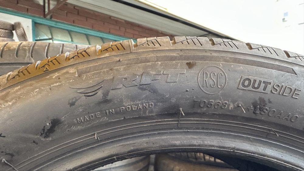 225/45/17 Bridgestone Run Flat (RSC)
