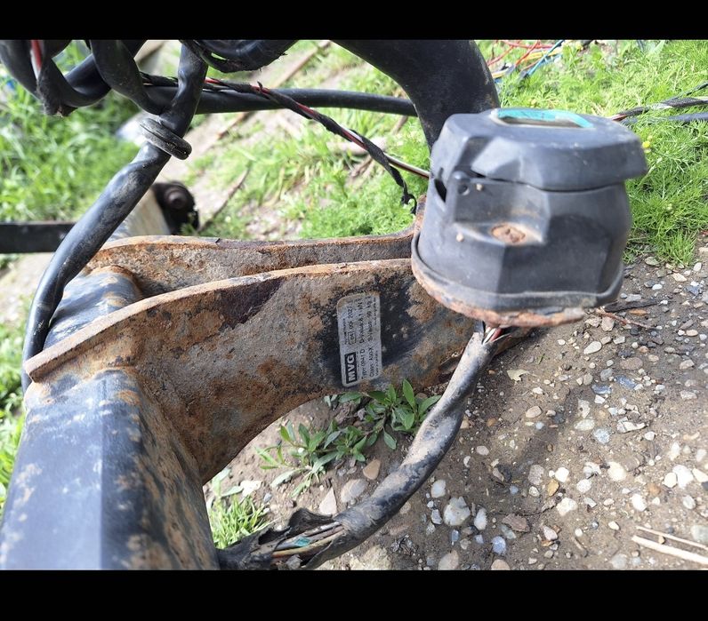 Cui carlig remorcare Renaul Scenic 1999 - 2003