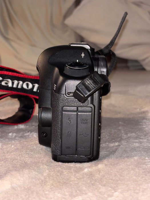 Камера DSLR Canon 5D ii