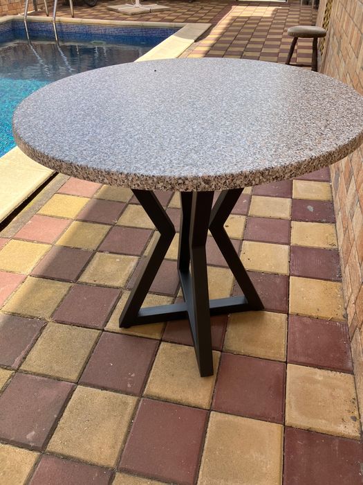 Маси трапезни  за градината