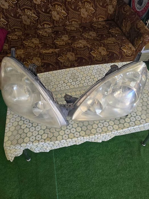 Фарове за honda crv 2006