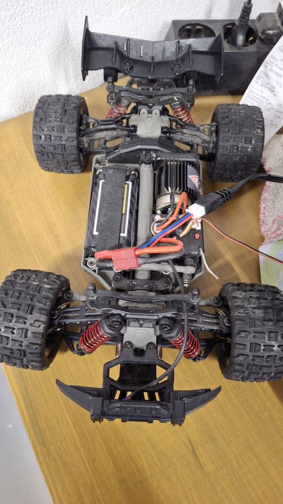 RC количка Beast PRO 4x4